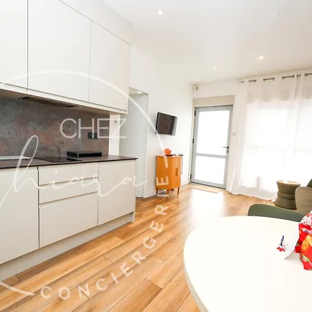 Apartment Modern Parisian - Near Eiffel Tower Paris
