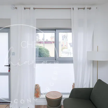 Apartment Modern Parisian - Near Eiffel Tower *