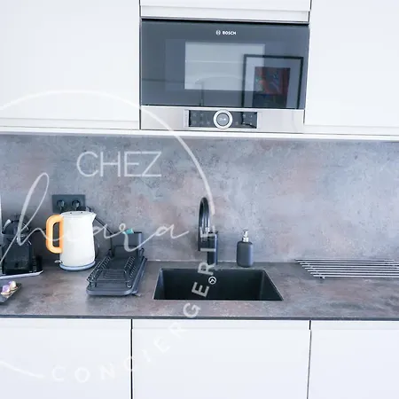 Apartment Modern Parisian - Near Eiffel Tower