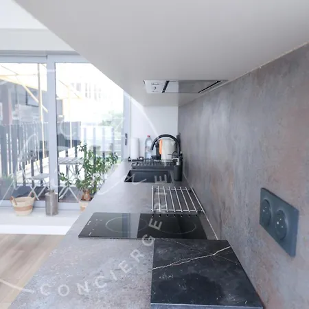 Apartment Modern Parisian - Near Eiffel Tower