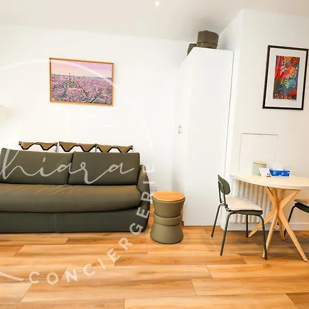 Modern Parisian - Near Eiffel Tower Apartment *