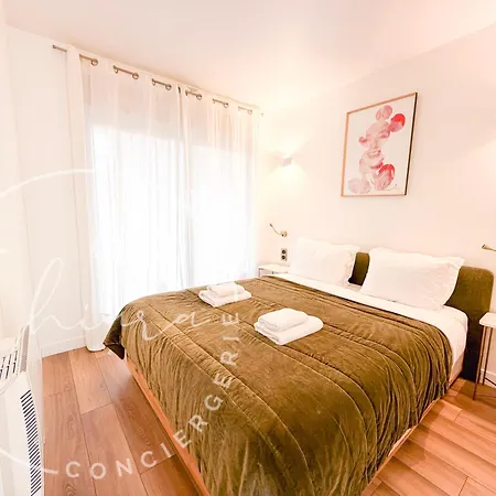 Apartment Modern Parisian - Near Eiffel Tower *