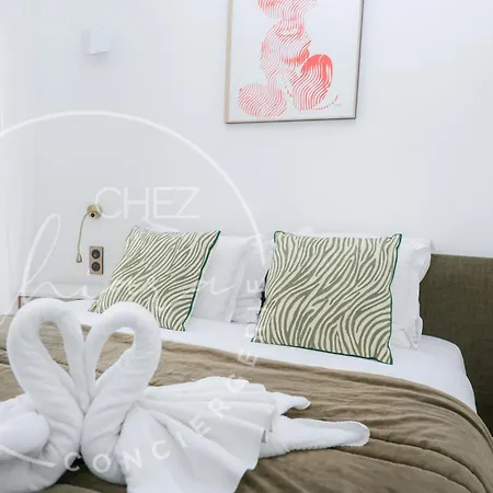 Apartment Modern Parisian - Near Eiffel Tower