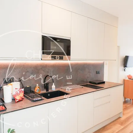Modern Parisian - Near Eiffel Tower Apartment