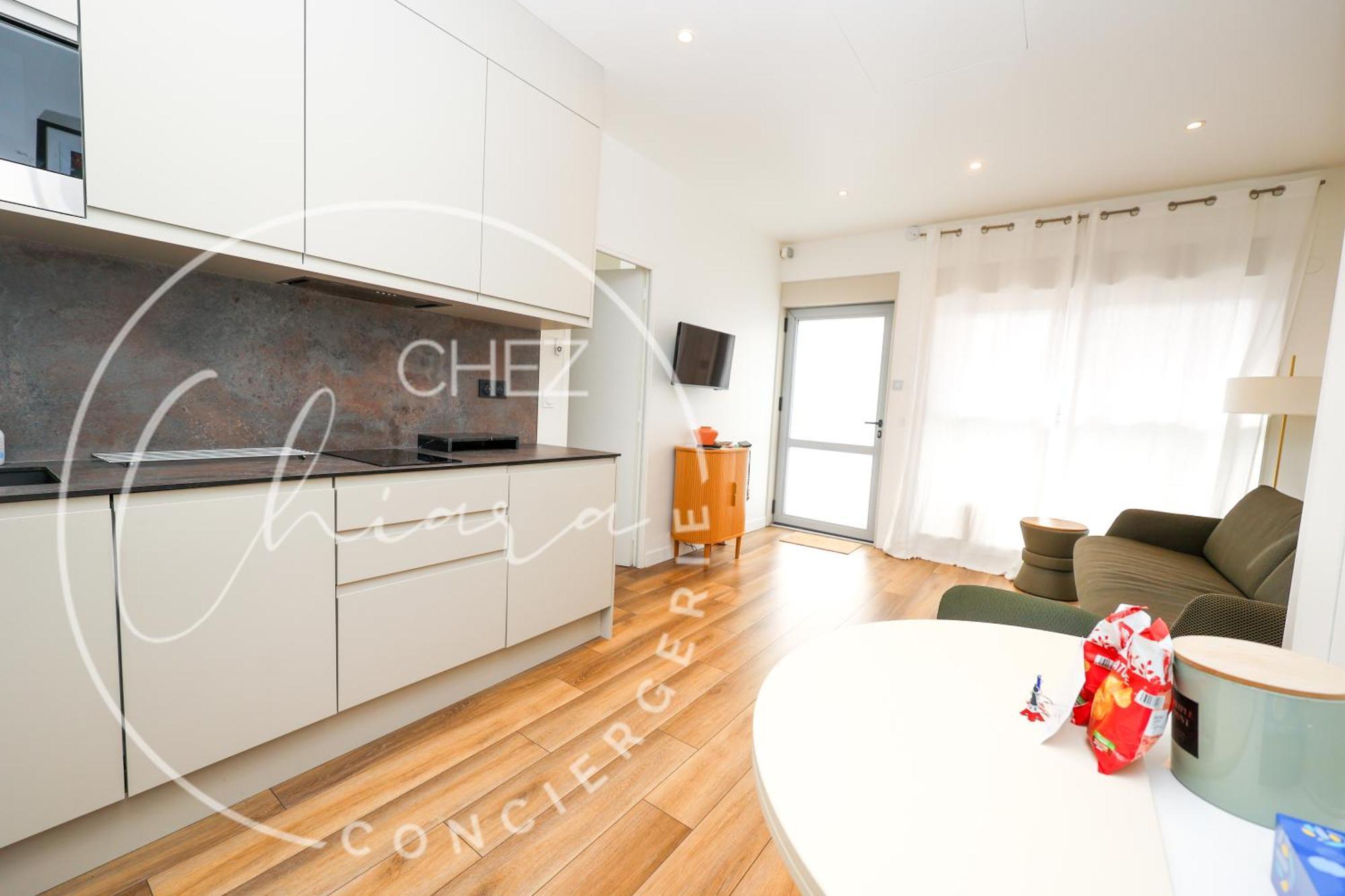 Apartment Modern Parisian - Near Eiffel Tower Paris