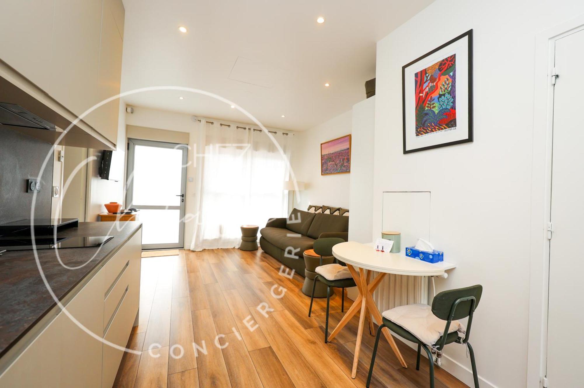 Apartment Modern Parisian - Near Eiffel Tower